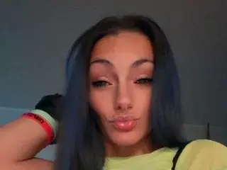 Wetwett  live sex cam
