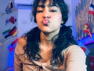 Melody_Mercy  live sex cam