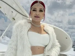 AlejaMartinezz  live sex cam