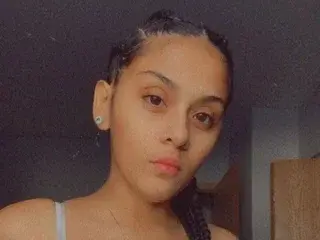 LuckyFreakk  live sex cam