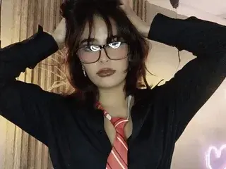 ShantalBr  live sex cam