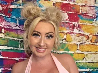 Mandy18lane  live sex cam