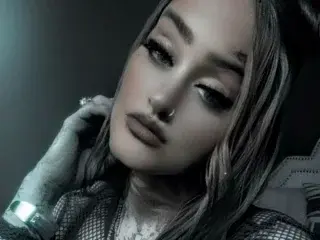 Cassiibabii  live sex cam