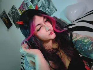 Xxgreengoodxx  live sex cam