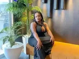 DarkDesire40DD  live sex cam