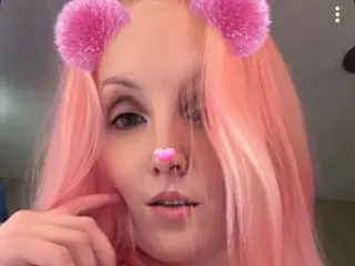 Breakingbarby  live sex cam