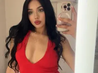 Lilly_Tylor  live sex cam