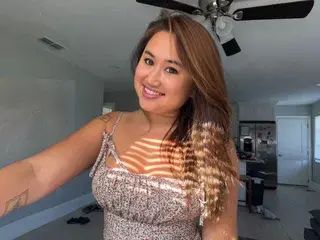 HoneyDreamz  live sex cam