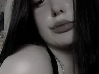 IncredibleLady  live sex cam