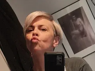 Scarlet139  live sex cam