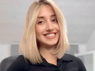 ChloeMatis  live sex cam