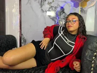 WillowLevine  live sex cam