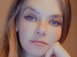 Xx_Bellla_xX  live sex cam