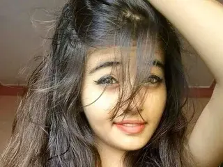Priyanka67  live sex cam