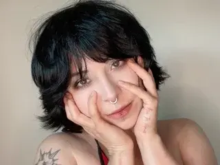 Eroneev  live sex cam