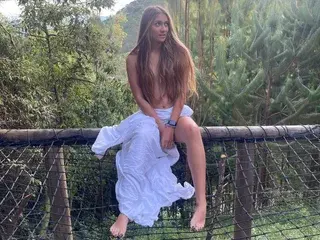 Ishabellalopez  live sex cam