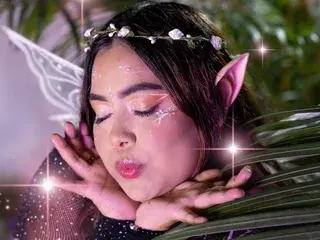 Tatikaanyxx  live sex cam