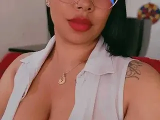 Loana_bdsm  live sex cam