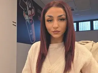 JANNYIE  live sex cam