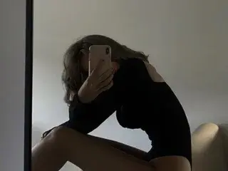 CharlieDxxx  live sex cam