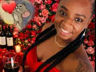 Naomi_Desire  live sex cam