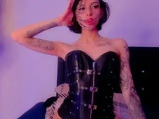 ChloeAddamss  live sex cam