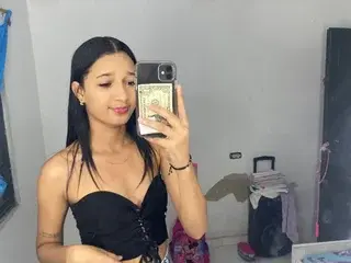 Nikolpaez  live sex cam