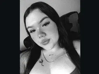 SamanthaWalton  live sex cam