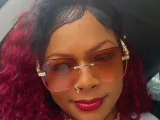 Aquakiss69  live sex cam