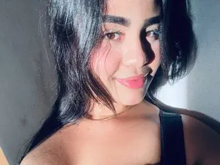 Miaawhithe  live sex cam