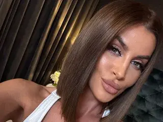 AneMarieArt  live sex cam