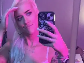 BarbeeNicoleXoX  live sex cam
