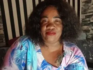 BigHotMatureXXXX  live sex cam