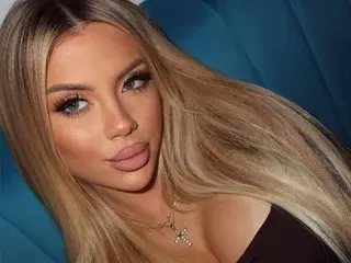 IvyRubens  live sex cam