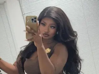 Misskjay  live sex cam