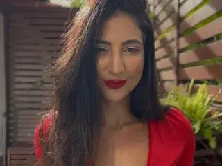 Sade_me  live sex cam