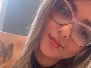 Yara_Zaynab  live sex cam