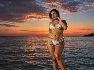 Misshannadirty  live sex cam