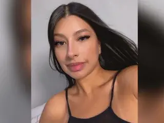 Annieclar22  live sex cam