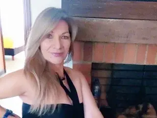 Samantha_mature  live sex cam