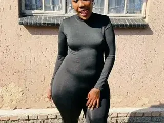 SexIsGood22  live sex cam