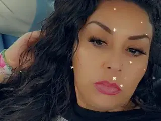 VelvetLuna26  live sex cam