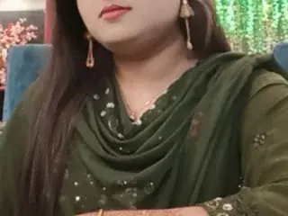 Cutebengaligirl1992  live sex cam