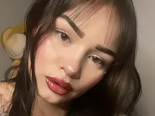 HoneyDollie  live sex cam