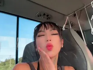 FGLuna  live sex cam