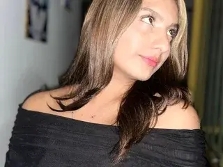 KiikiLovee  live sex cam