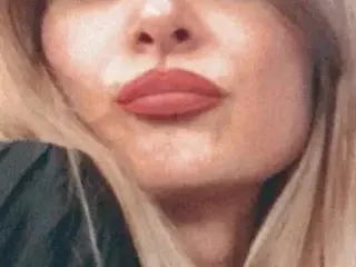 Zelie108  live sex cam