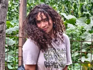 Shannom19  live sex cam