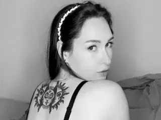 LumaDoll  live sex cam