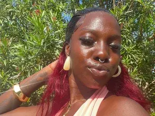 Assylola  live sex cam